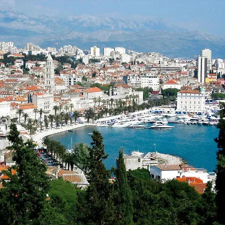 Museum Apartamento *