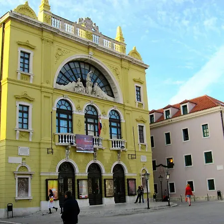 Lägenhet Museum *